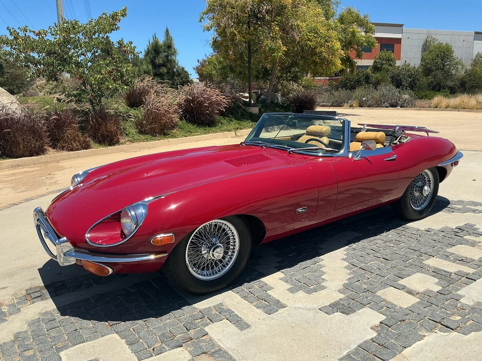 1971 Jaguar E-Type Series 2 - Image 2 of 31