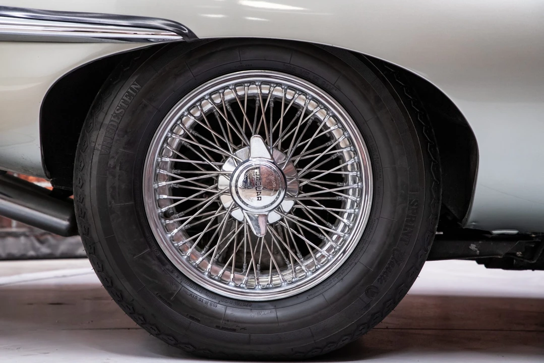 1971 Jaguar E-Type Series 2 - Image 29 of 31