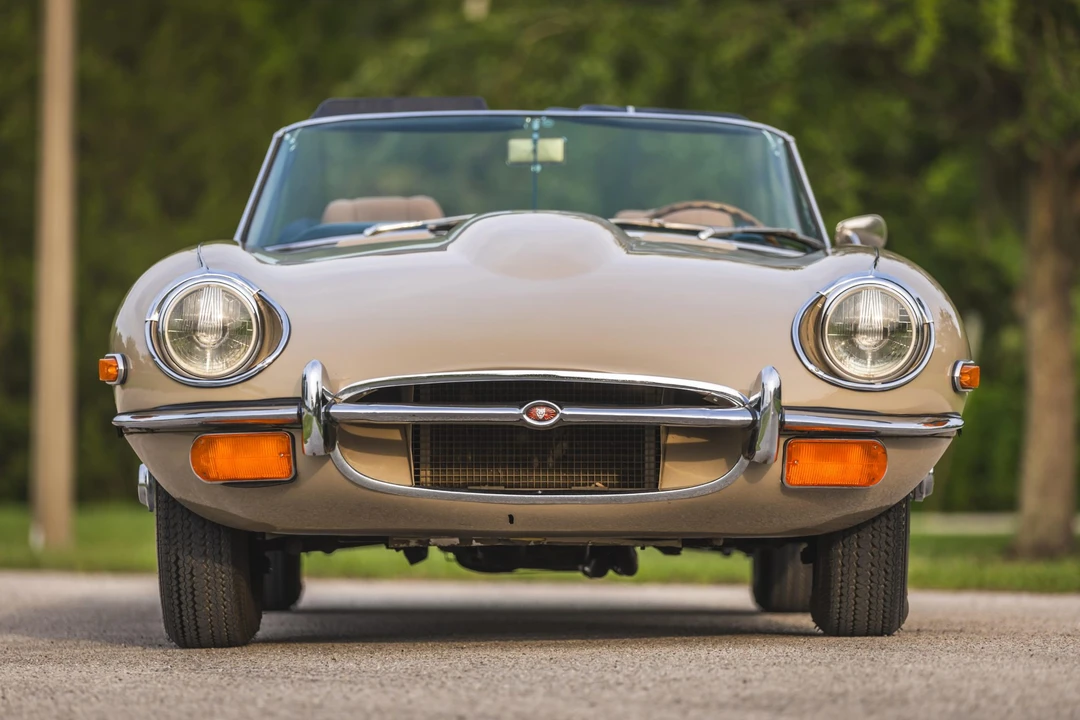 1971 Jaguar E-Type Series 2 - Image 8 of 31