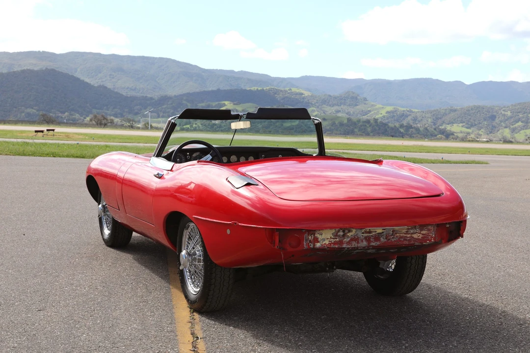 1971 Jaguar E-Type Series 2 - Image 8 of 31