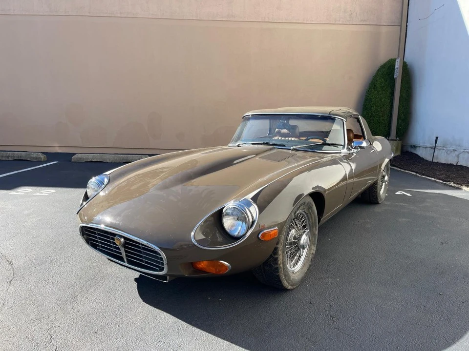 1971 Jaguar E-Type Series 3 V12 - Image 2 of 7