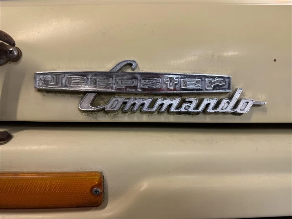 1971 Jeep Jeepster Commando - Image 9 of 31
