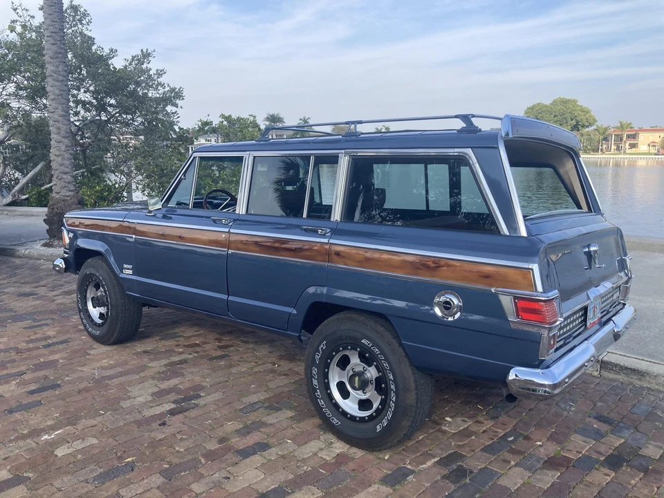 1971 Jeep SJ Wagoneer - Image 9 of 31