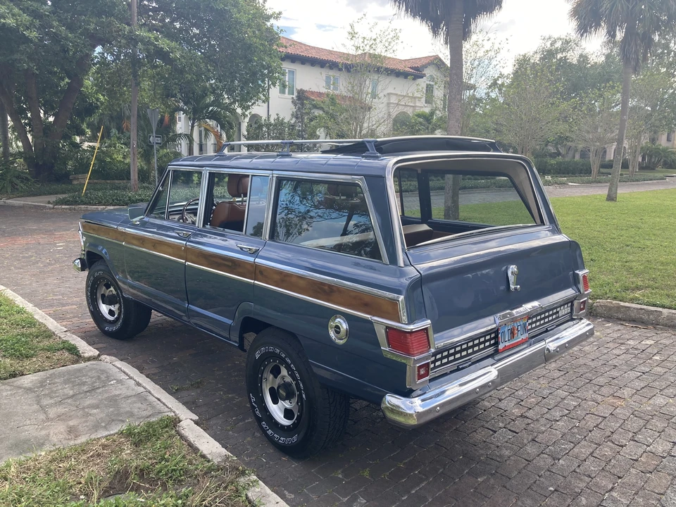 1971 Jeep SJ Wagoneer - Image 8 of 31