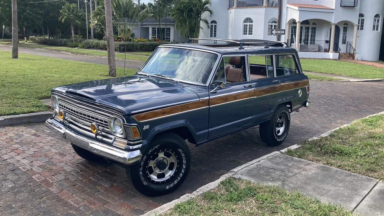 1971 Jeep SJ Wagoneer - Image 13 of 13