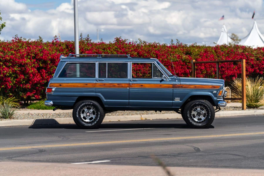 1971 Jeep SJ Wagoneer - Image 2 of 22