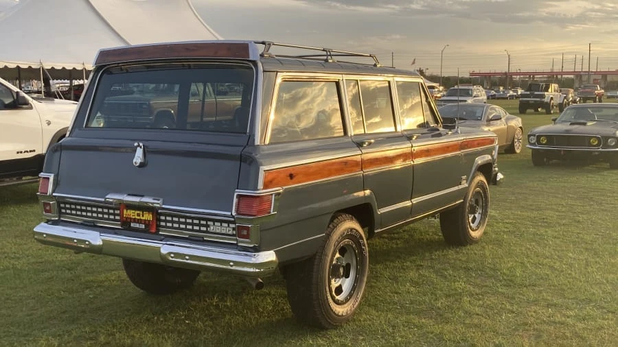 1971 Jeep SJ Wagoneer - Image 4 of 16