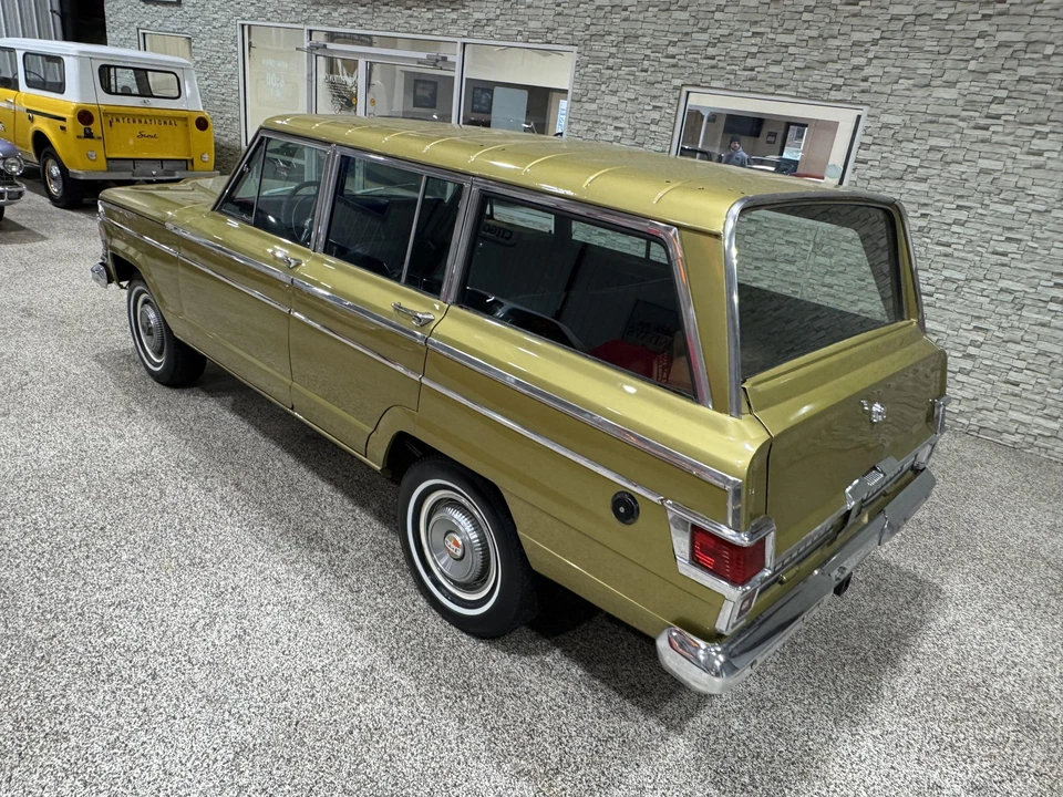 1971 Jeep SJ Wagoneer - Image 15 of 31