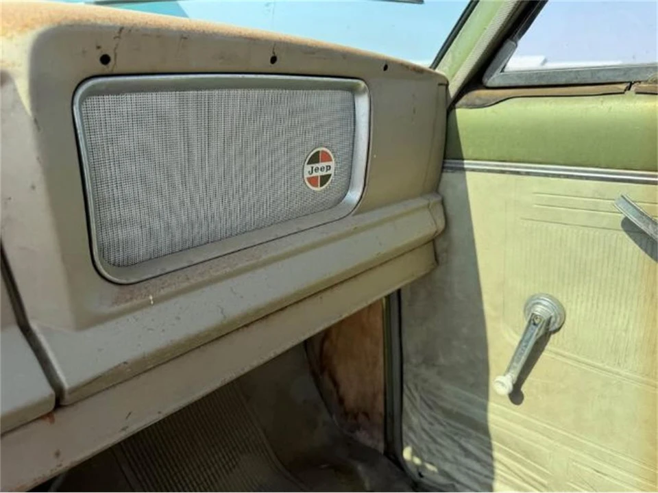 1971 Jeep SJ Wagoneer - Image 8 of 21