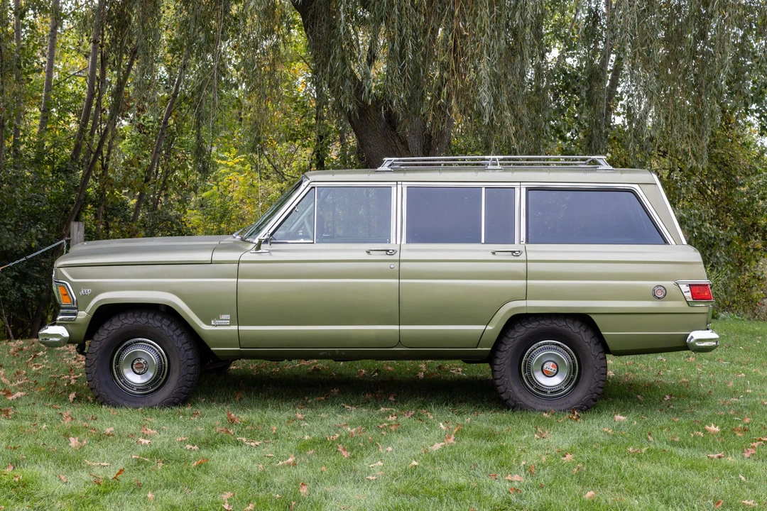 1971 Jeep SJ Wagoneer - Image 9 of 31