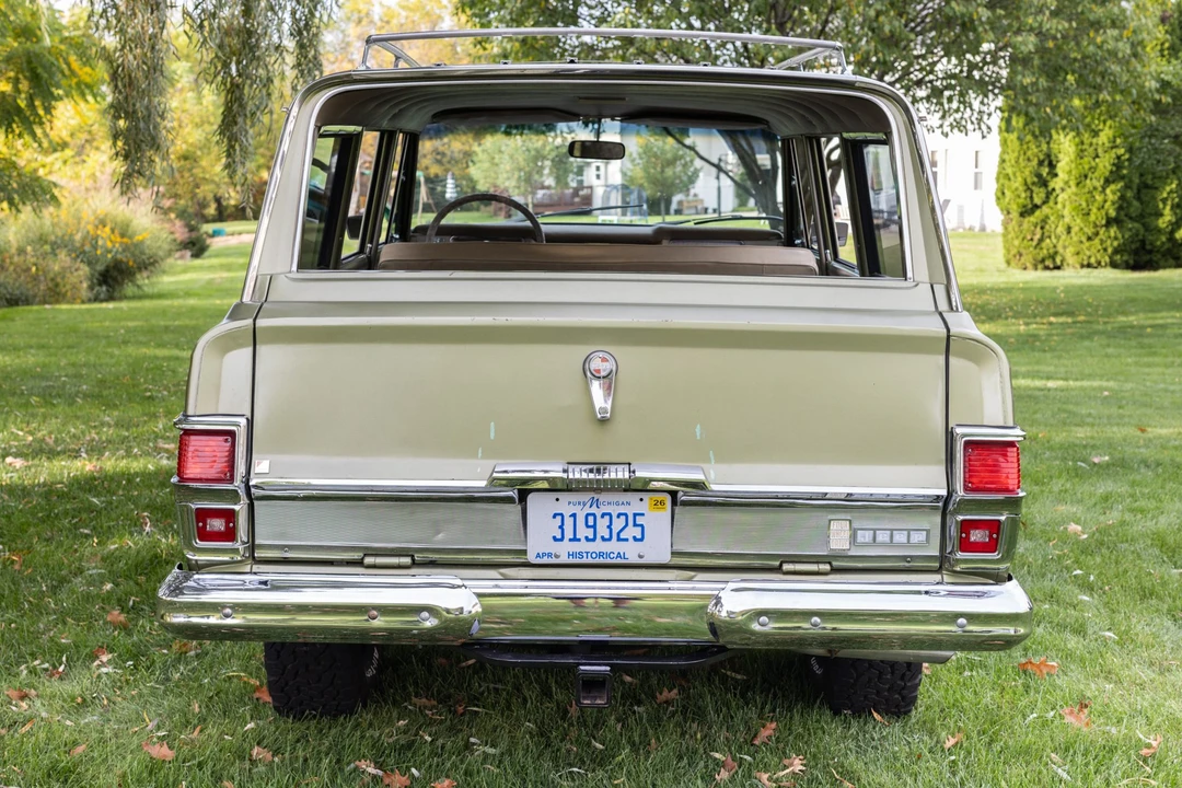 1971 Jeep SJ Wagoneer - Image 7 of 31