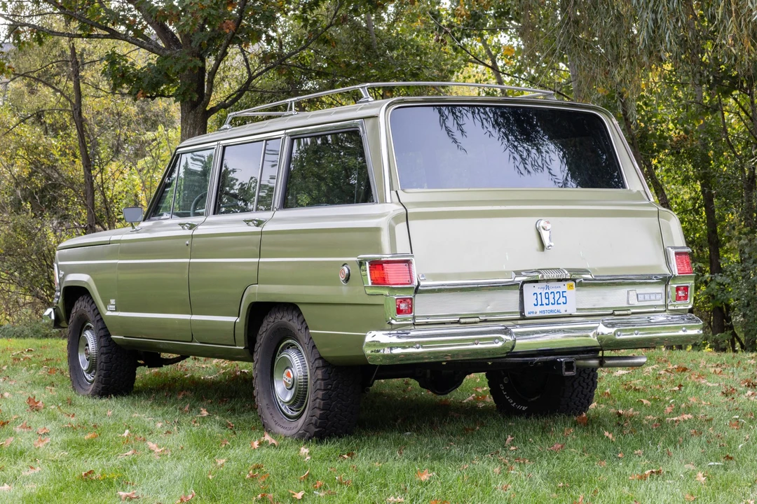 1971 Jeep SJ Wagoneer - Image 8 of 31