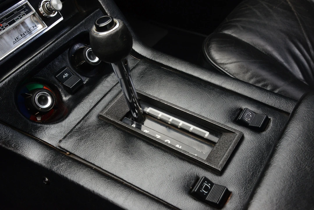 1971 Jensen Interceptor - Image 23 of 31