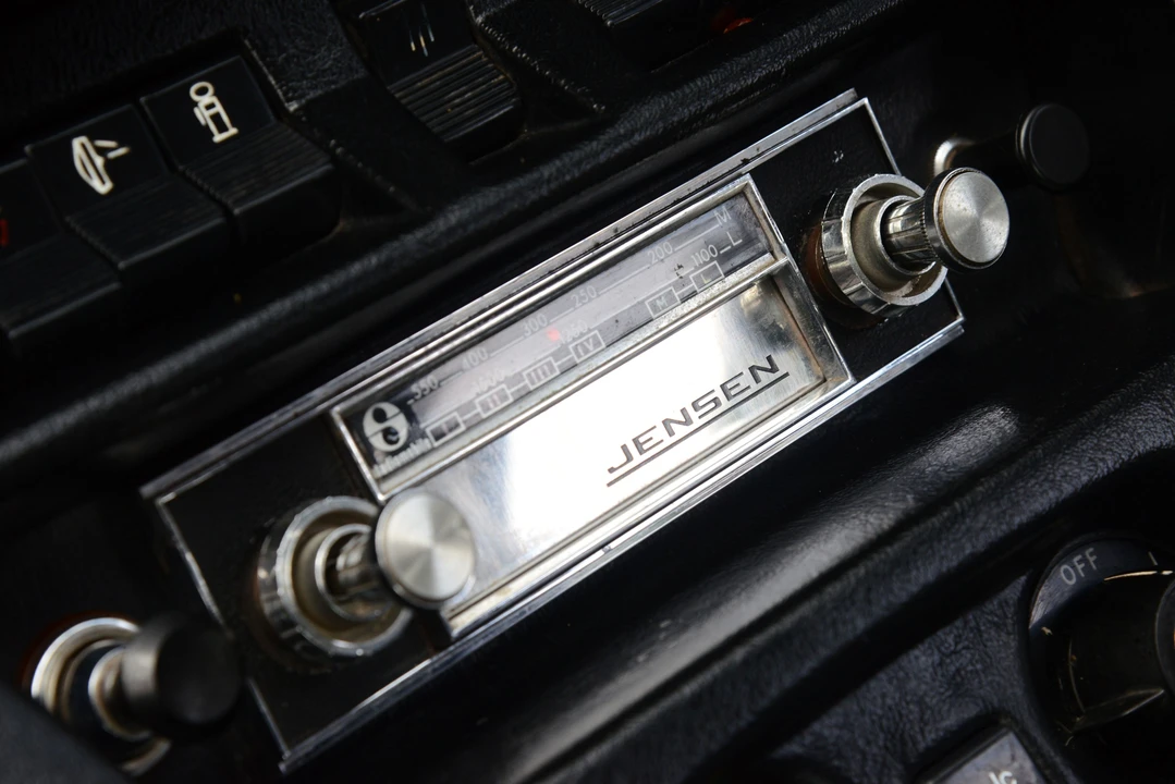 1971 Jensen Interceptor - Image 24 of 31