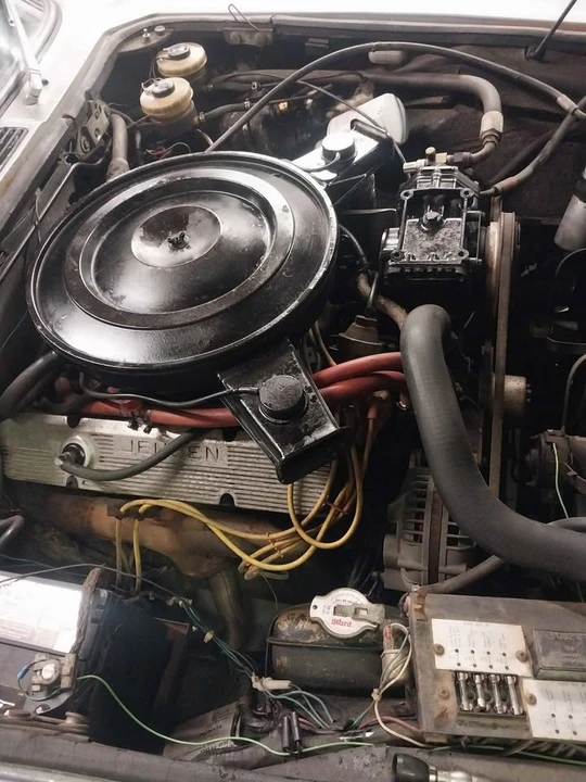 1971 Jensen Interceptor - Image 4 of 11