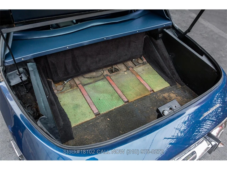 1971 Jensen Interceptor - Image 25 of 31