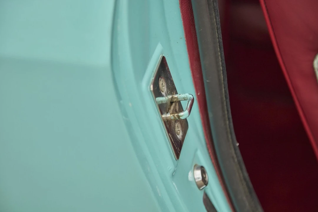 1971 Jensen Interceptor - Image 17 of 30