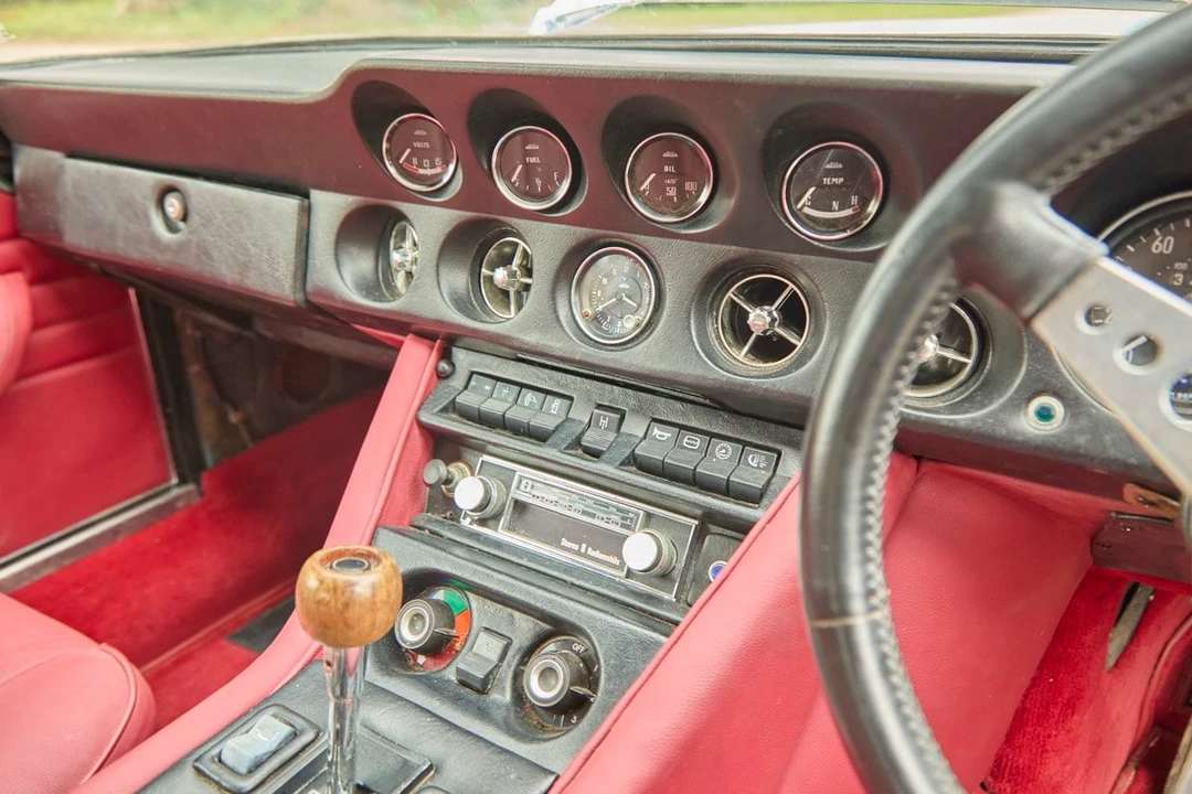 1971 Jensen Interceptor - Image 25 of 30
