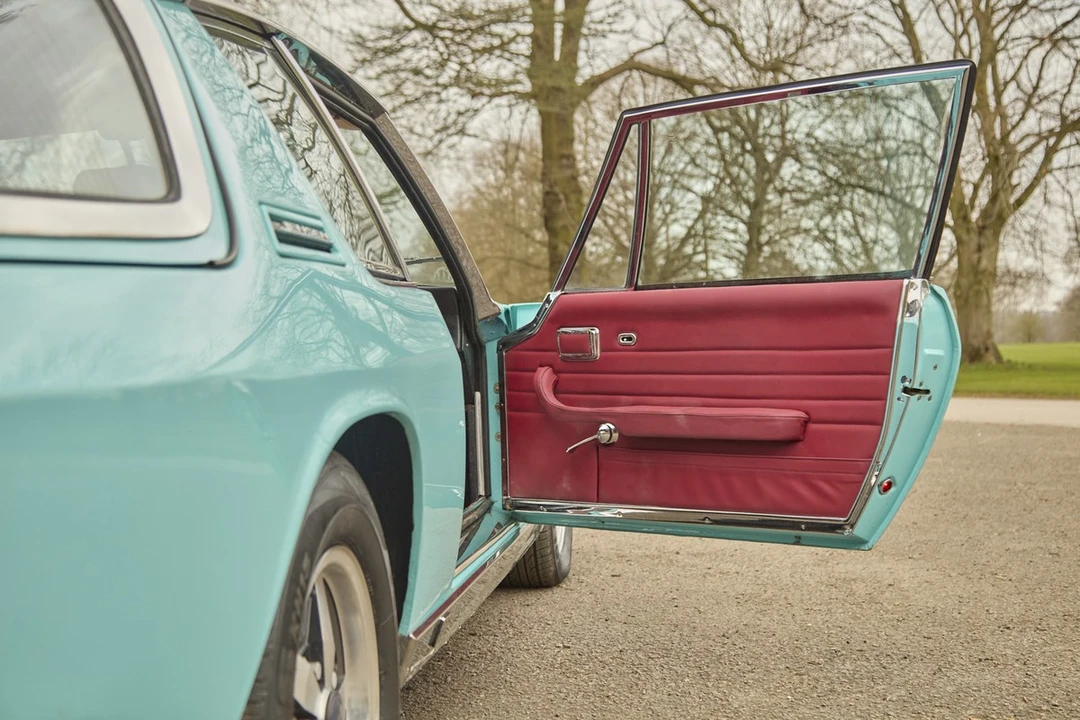 1971 Jensen Interceptor - Image 14 of 30