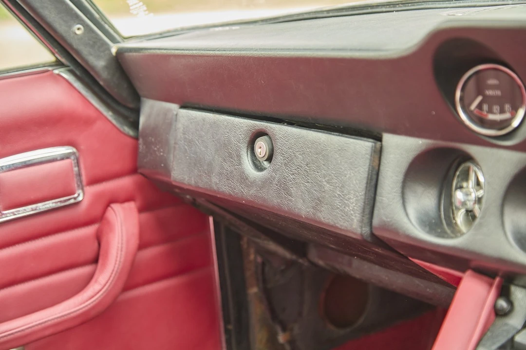 1971 Jensen Interceptor - Image 28 of 30
