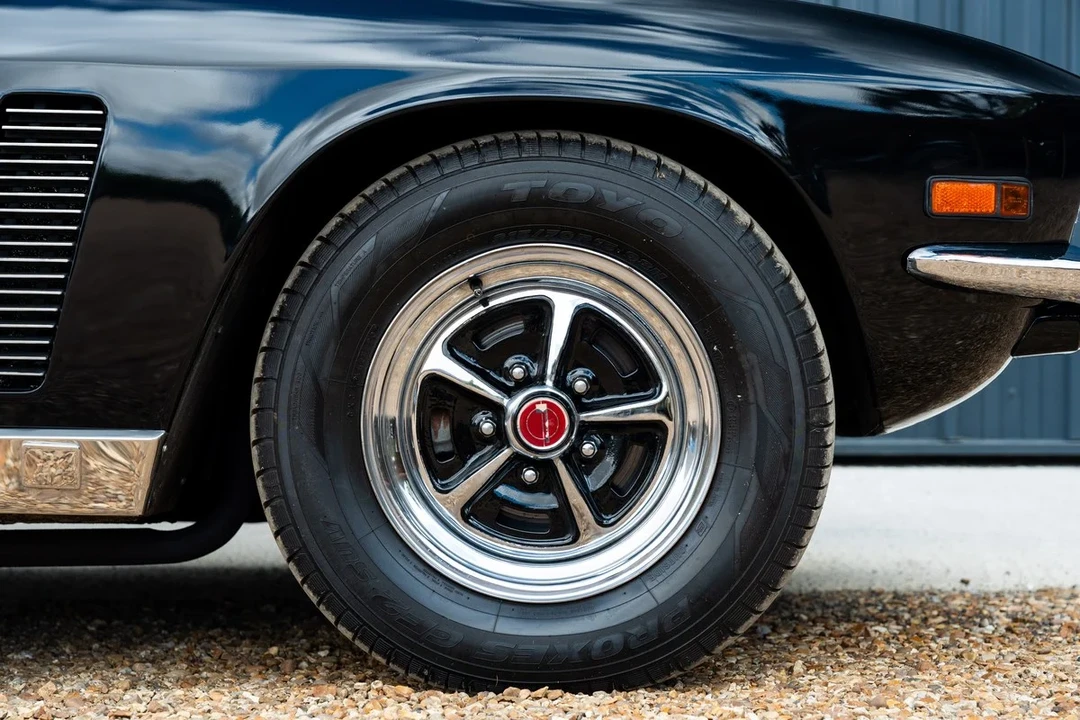 1971 Jensen Interceptor - Image 25 of 30