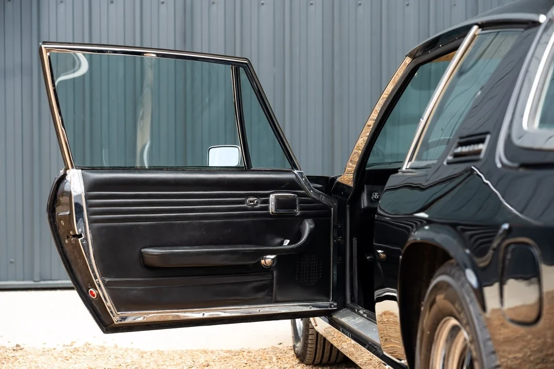 1971 Jensen Interceptor - Image 29 of 30