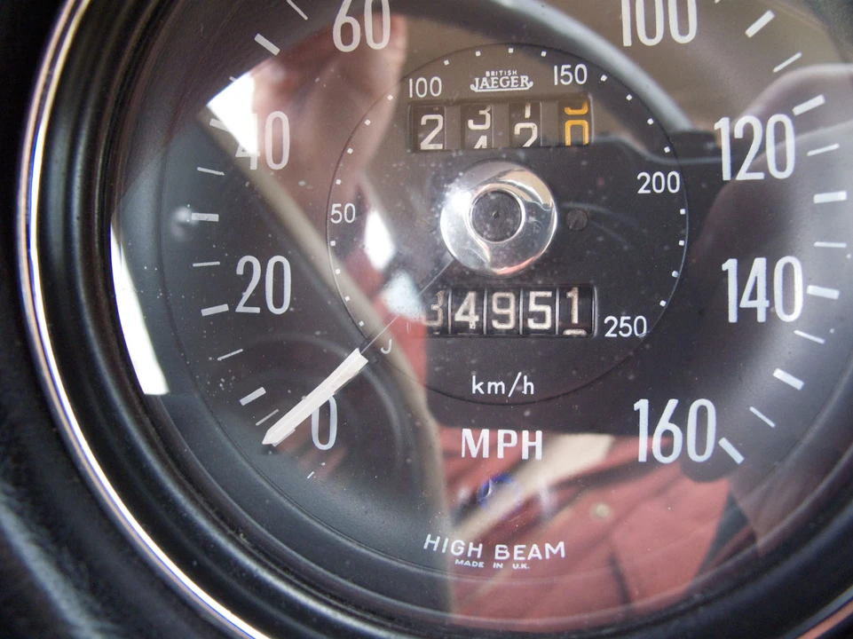 1971 Jensen Interceptor - Image 12 of 15