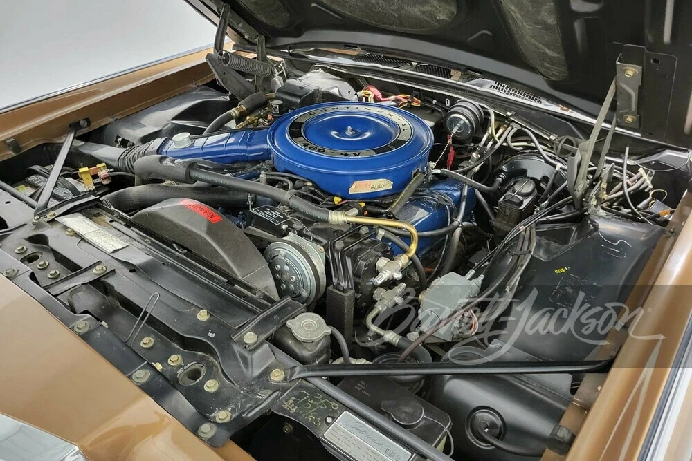 1971 Lincoln Continental Mark III - Image 2 of 12