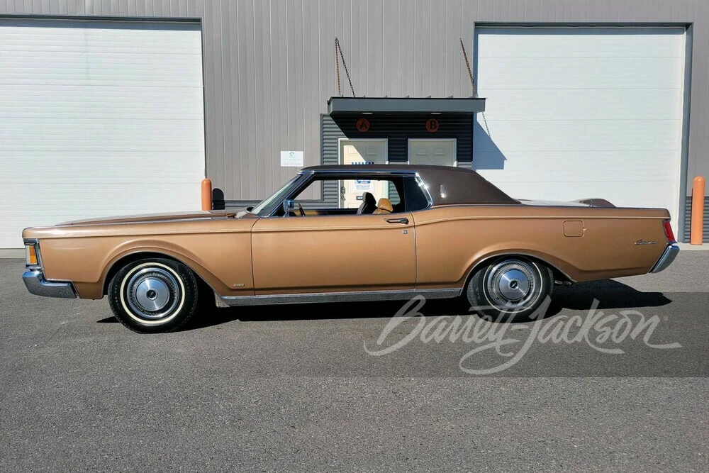 1971 Lincoln Continental Mark III - Image 12 of 12