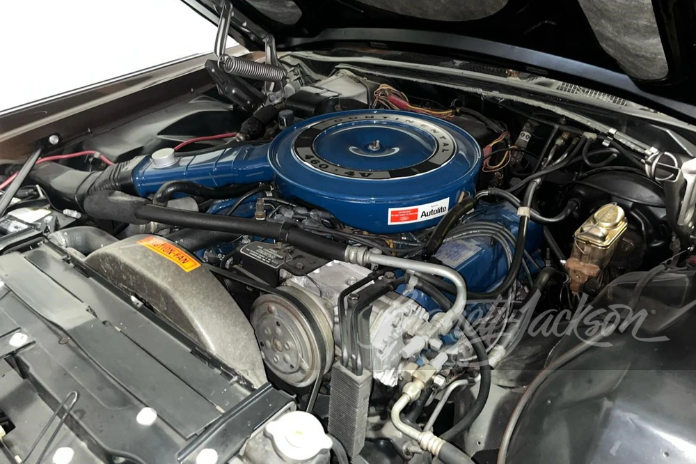 1971 Lincoln Continental Mark III - Image 2 of 8
