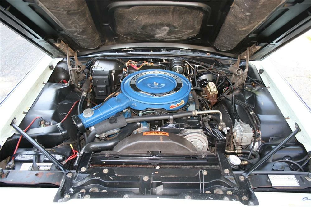 1971 Lincoln Continental Mark III - Image 3 of 5
