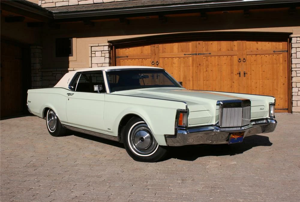 1971 Lincoln Continental Mark III - Image 2 of 5