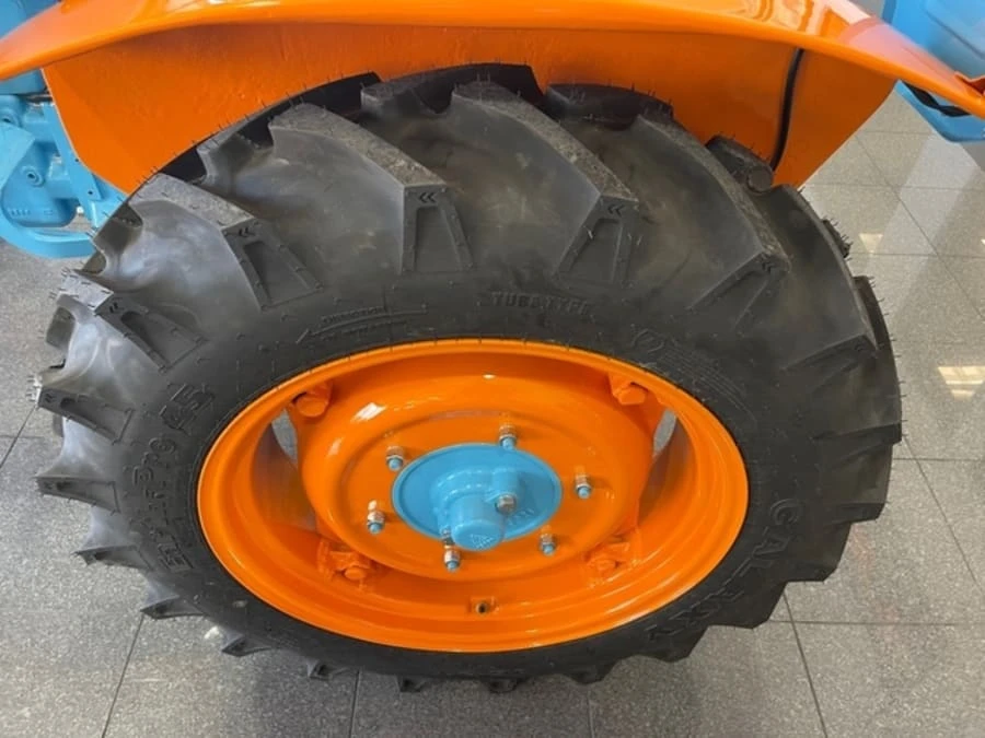 1971 Lamborghini Tractors - Image 4 of 31