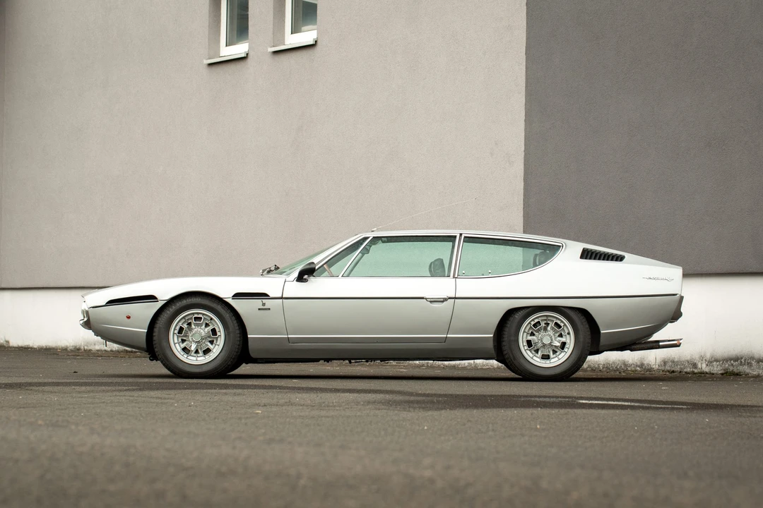 1971 Lamborghini Espada Series II - Image 3 of 31