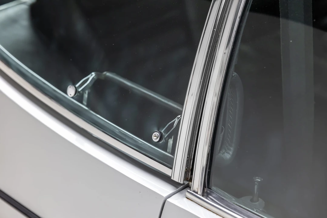 1971 Lamborghini Espada Series II - Image 23 of 31