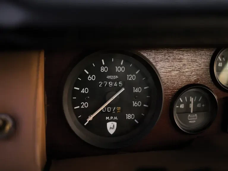 1971 Lamborghini Jarama - Image 14 of 24