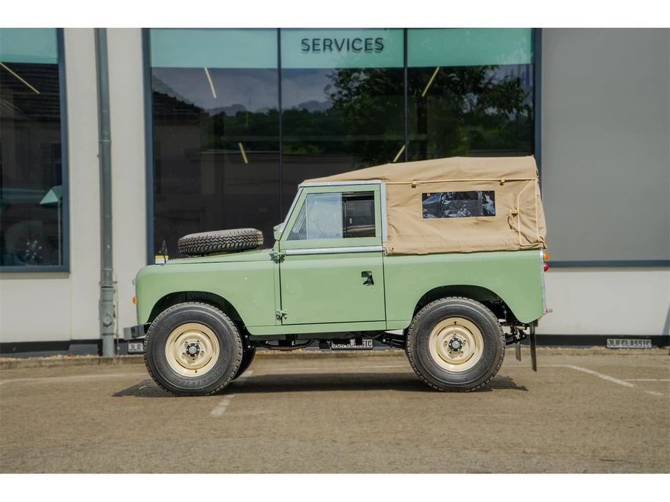 1971 Land Rover Series II/IIA 109 - Image 3 of 30