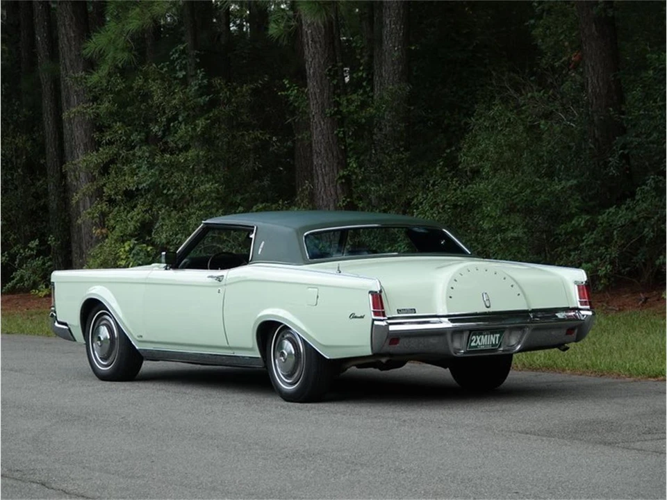 1971 Lincoln Continental 5th Gen - Image 13 of 31