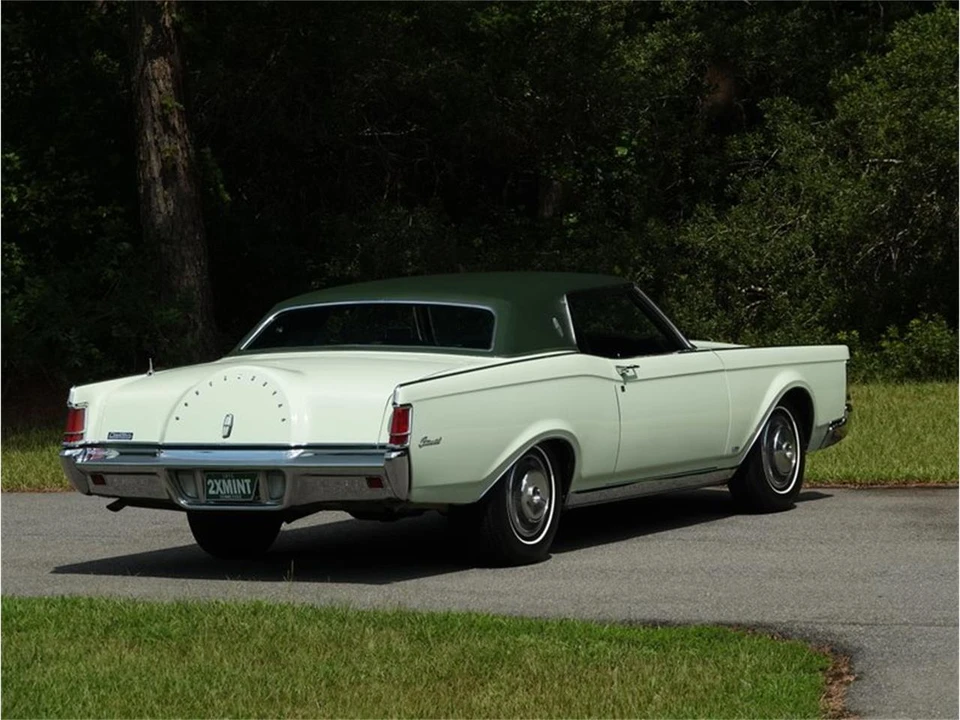 1971 Lincoln Continental 5th Gen - Image 10 of 31