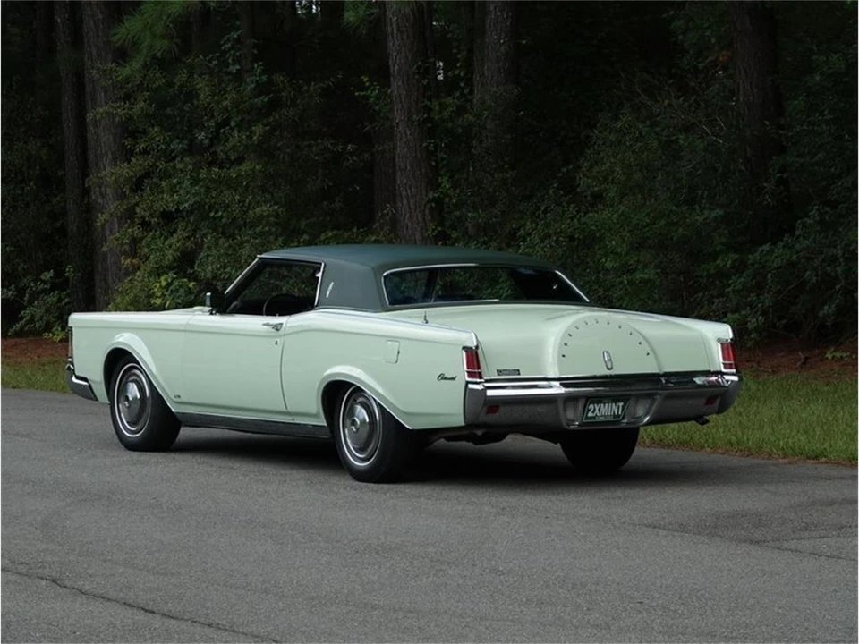 1971 Lincoln Continental 5th Gen - Image 14 of 31