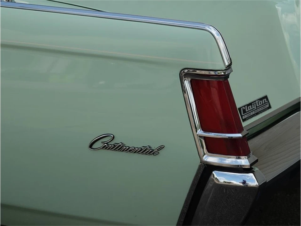 1971 Lincoln Continental 5th Gen - Image 21 of 31