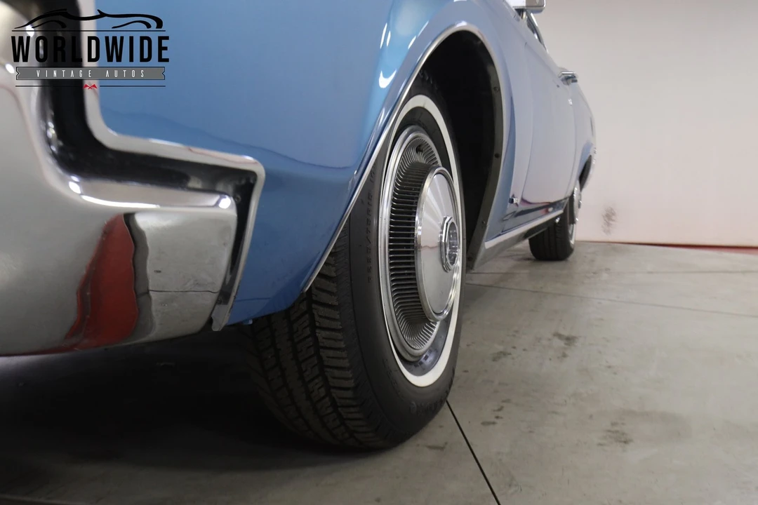 1971 Lincoln Continental 5th Gen - Image 11 of 12