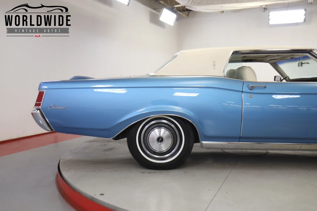 1971 Lincoln Continental 5th Gen - Image 9 of 12