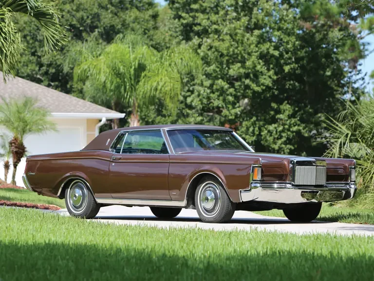 1971 Lincoln Continental 5th Gen - Image 2 of 2