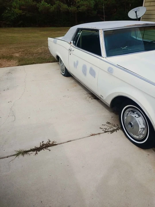 1971 Lincoln Continental 5th Gen - Image 4 of 14