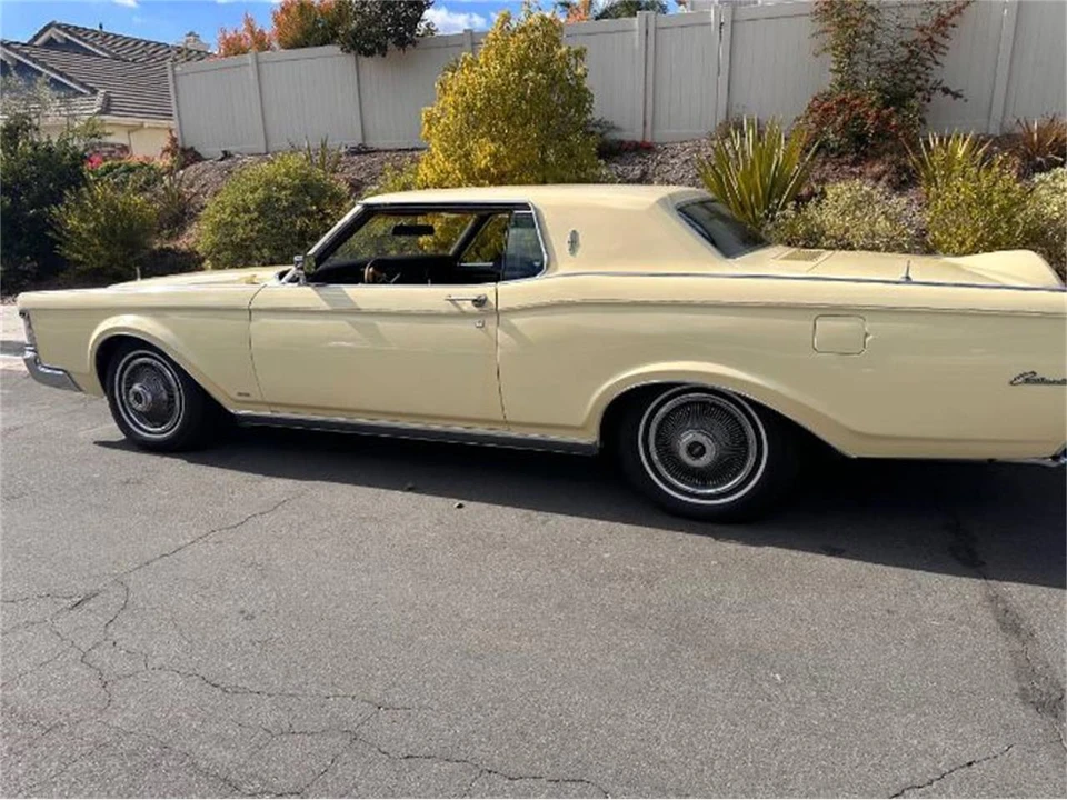 1971 Lincoln Continental 5th Gen - Image 10 of 21
