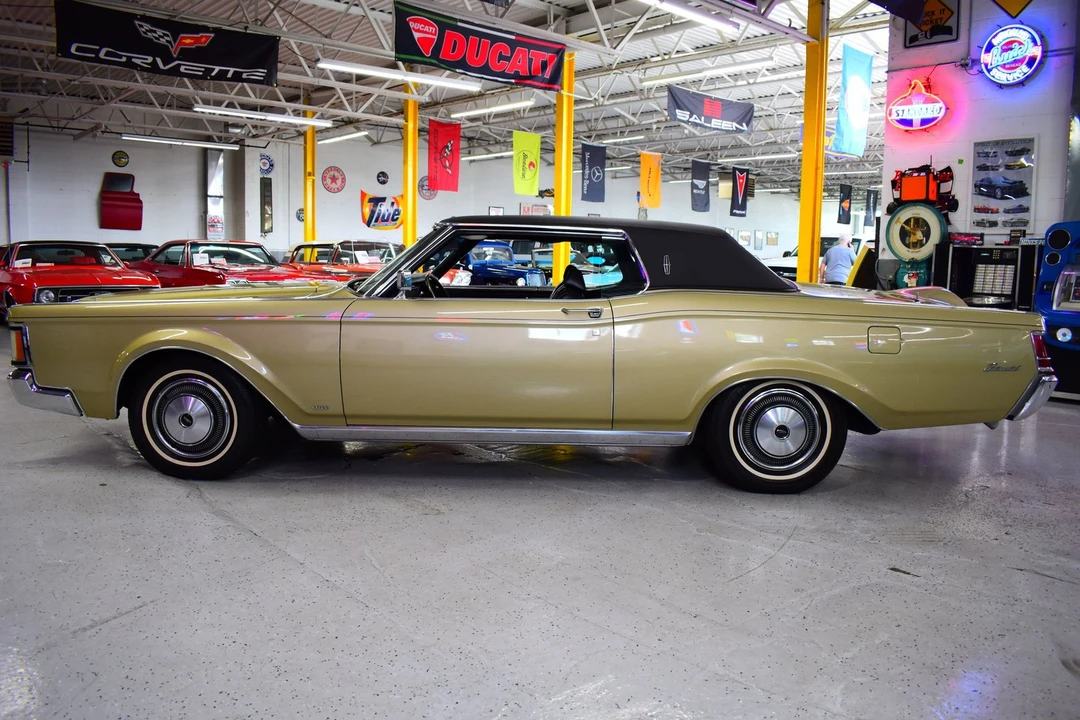 1971 Lincoln Continental Mark III - Image 20 of 20