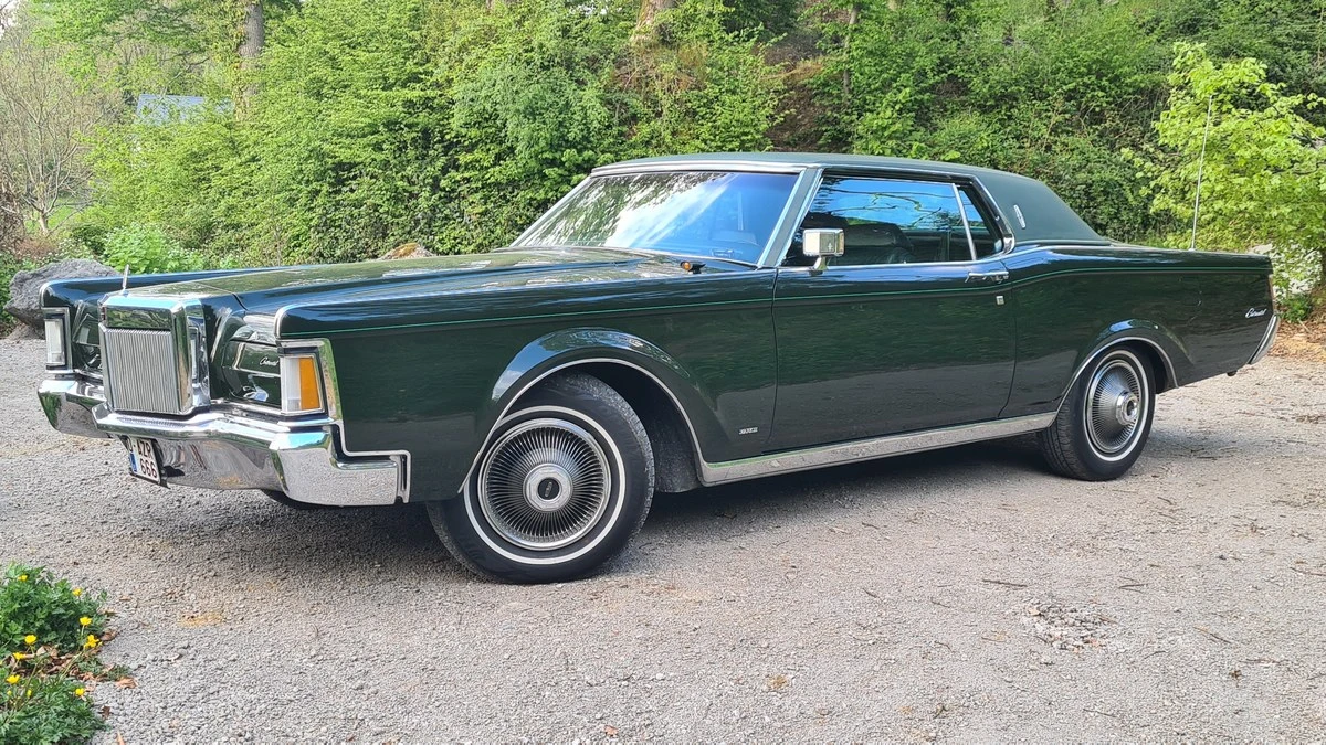 1971 Lincoln Continental Mark III - Image 22 of 30