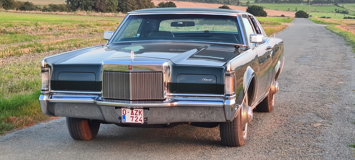 1971 Lincoln Continental Mark III - Image 19 of 30