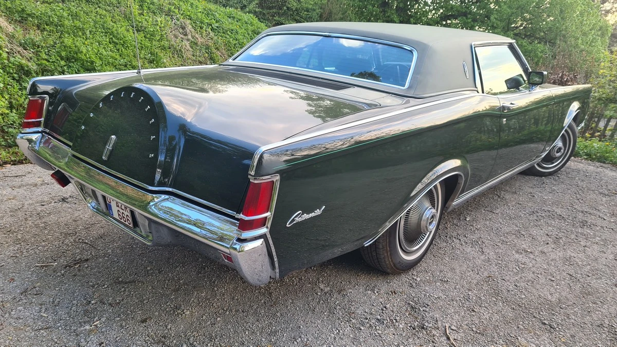 1971 Lincoln Continental Mark III - Image 21 of 30